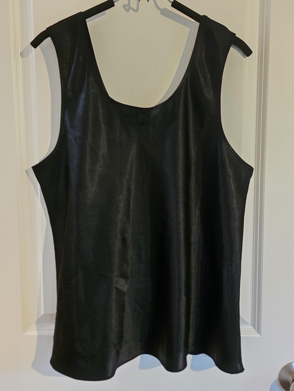 Vintage Cinema Etoile Black Satin Scoop Neck Cami Tank Minimalist 90s Office